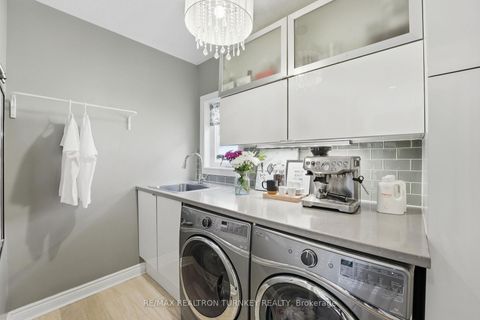 Photo 17 at 818 Exceller Circle, Wyndham, Newmarket