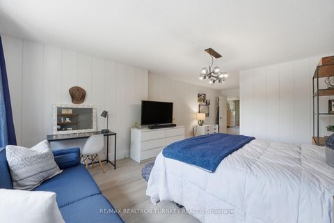 Photo 22 at 818 Exceller Circle, Wyndham, Newmarket