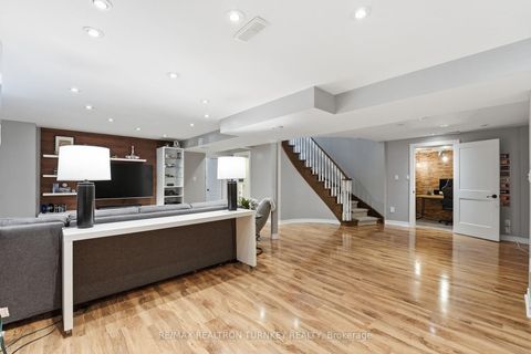 Photo 32 at 818 Exceller Circle, Wyndham, Newmarket