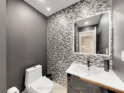 Photo 16 at 161 Austin paul Drive N, Summerhill Estates, Newmarket