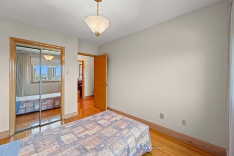 Photo 12 at 24 Whitbread Crescent, Jane Heights, Toronto
