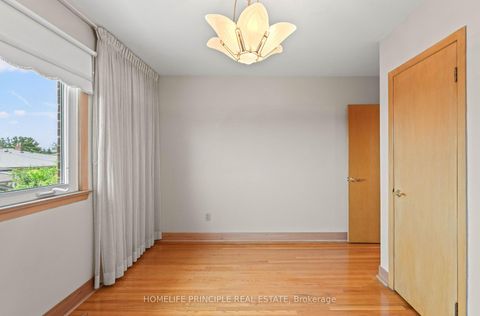 Photo 15 at 24 Whitbread Crescent, Jane Heights, Toronto