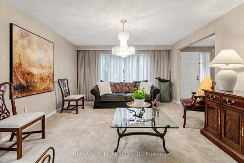 Photo 1 at 62 Ardgowan Crescent, Agincourt North, Toronto