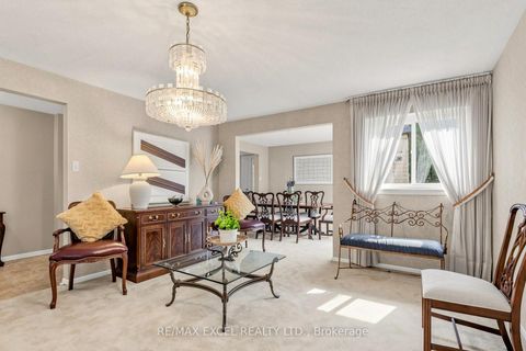 Photo 5 at 62 Ardgowan Crescent, Agincourt North, Toronto