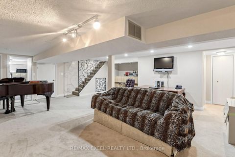 Photo 28 at 62 Ardgowan Crescent, Agincourt North, Toronto