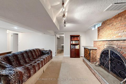 Photo 30 at 62 Ardgowan Crescent, Agincourt North, Toronto