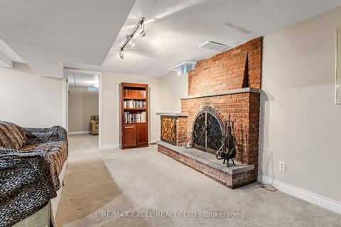 Photo 32 at 62 Ardgowan Crescent, Agincourt North, Toronto