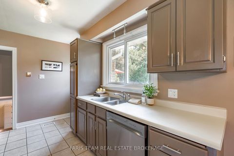 Photo 6 at 89 Steel Street, Codrington, Barrie