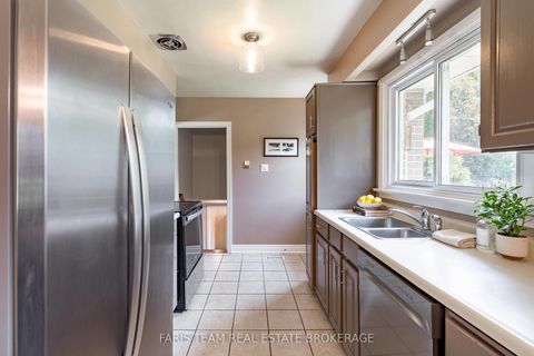 Photo 7 at 89 Steel Street, Codrington, Barrie