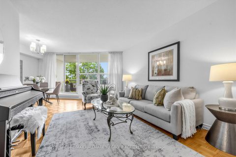 Photo 3 at 401 - 15 Vicora Linkway, Flemingdon Park, Toronto