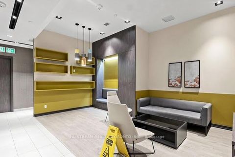 Photo 32 at 405 - 128 Fairview Mall Drive, Don Valley Village, Toronto