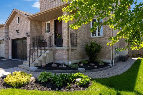 Photo 3 at 69 Stephanie Lane, Painswick South, Barrie