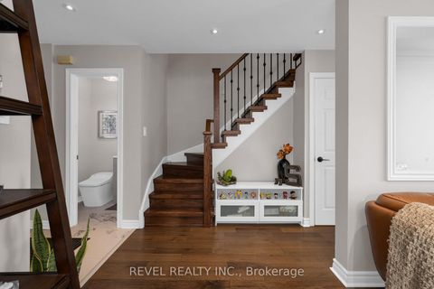 Photo 6 at 69 Stephanie Lane, Painswick South, Barrie