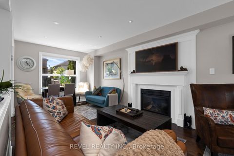 Photo 9 at 69 Stephanie Lane, Painswick South, Barrie