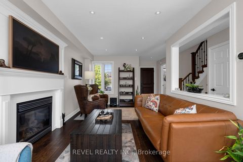 Photo 10 at 69 Stephanie Lane, Painswick South, Barrie