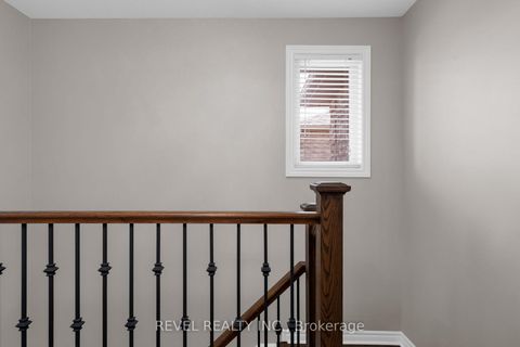 Photo 17 at 69 Stephanie Lane, Painswick South, Barrie