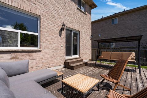 Photo 33 at 69 Stephanie Lane, Painswick South, Barrie