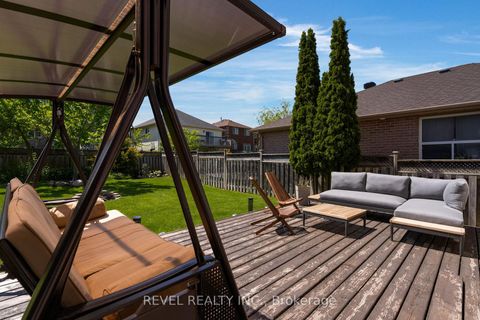 Photo 34 at 69 Stephanie Lane, Painswick South, Barrie