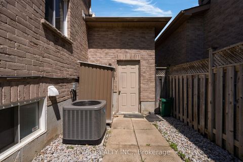 Photo 40 at 69 Stephanie Lane, Painswick South, Barrie