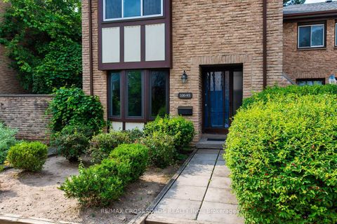 Photo 4 at 93 - 100 Burrows Hall Boulevard, Malvern, Toronto