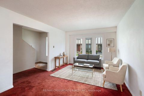 Photo 8 at 93 - 100 Burrows Hall Boulevard, Malvern, Toronto