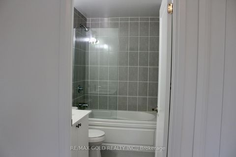 Photo 10 at 218 - 3220 Sheppard Avenue E, Sullivan, Toronto
