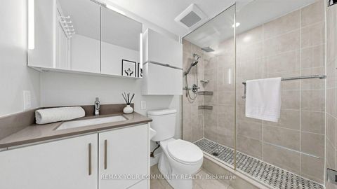 Photo 27 at 215 - 273 South Park Road, Commerce Valley, Markham
