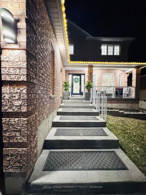 Photo 3 at 25 Jagges Drive, Edgehill Drive, Barrie