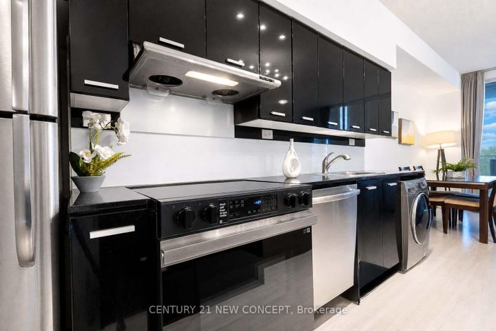 Photo 15 at 3109 - 29 Singer Court, Bayview Village, Toronto