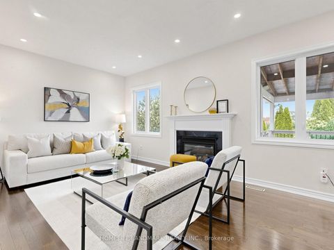 Photo 5 at 75 Pointon Street, Bayview Northeast, Aurora