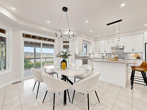 Photo 8 at 75 Pointon Street, Bayview Northeast, Aurora