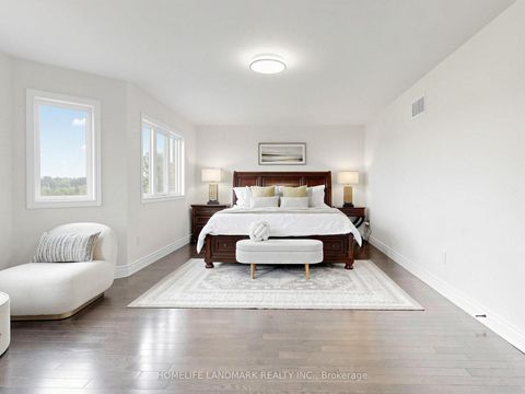 Photo 24 at 75 Pointon Street, Bayview Northeast, Aurora