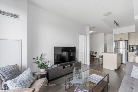 Photo 10 at 203 - 7890 Bathurst Street, Beverley Glen, Vaughan