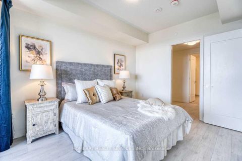 Photo 16 at 314 - 8960 Jane Street, Vellore Village, Vaughan