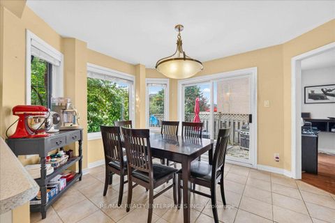 Photo 15 at 844 Hollander Road, College Manor, Newmarket