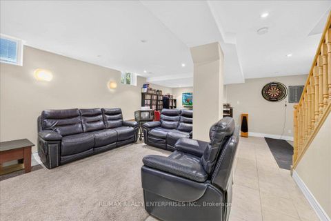 Photo 33 at 844 Hollander Road, College Manor, Newmarket