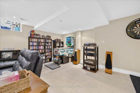 Photo 34 at 844 Hollander Road, College Manor, Newmarket