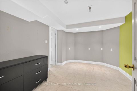Photo 36 at 844 Hollander Road, College Manor, Newmarket