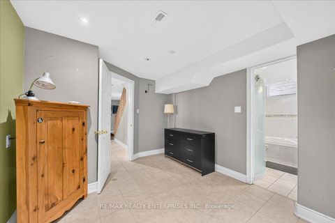 Photo 37 at 844 Hollander Road, College Manor, Newmarket