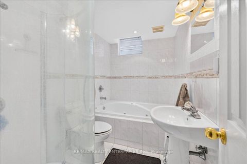 Photo 38 at 844 Hollander Road, College Manor, Newmarket