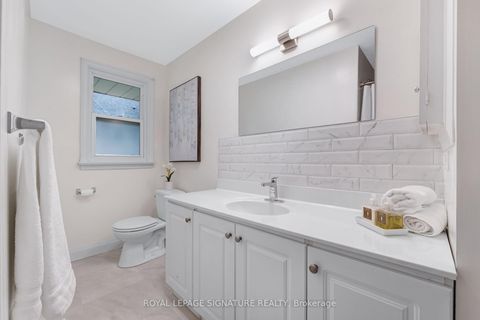 Photo 17 at 9 Bunty Lane, Bayview Village, Toronto