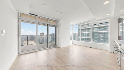 Photo 6 at 4805 - 3 Concord Cityplace Way, Waterfront Communities C1, Toronto