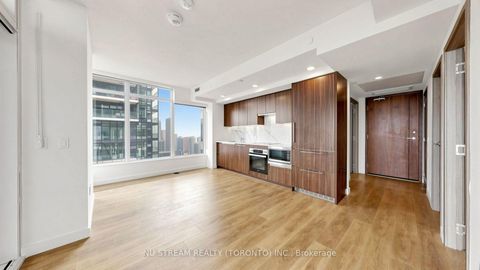 Photo 7 at 4805 - 3 Concord Cityplace Way, Waterfront Communities C1, Toronto