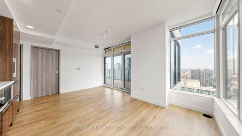 Photo 11 at 4805 - 3 Concord Cityplace Way, Waterfront Communities C1, Toronto
