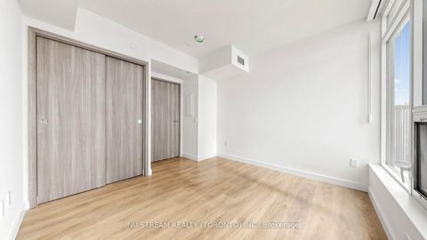 Photo 16 at 4805 - 3 Concord Cityplace Way, Waterfront Communities C1, Toronto