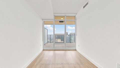 Photo 22 at 4805 - 3 Concord Cityplace Way, Waterfront Communities C1, Toronto