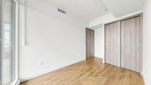 Photo 23 at 4805 - 3 Concord Cityplace Way, Waterfront Communities C1, Toronto
