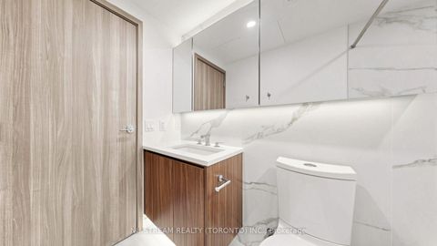 Photo 26 at 4805 - 3 Concord Cityplace Way, Waterfront Communities C1, Toronto
