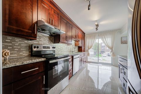 Photo 12 at 53 Chipwood Crescent, Pleasant View, Toronto