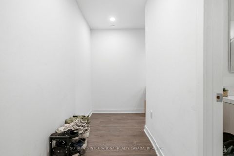 Photo 5 at 3208 - 125 Blue Jays Way, Waterfront Communities C1, Toronto